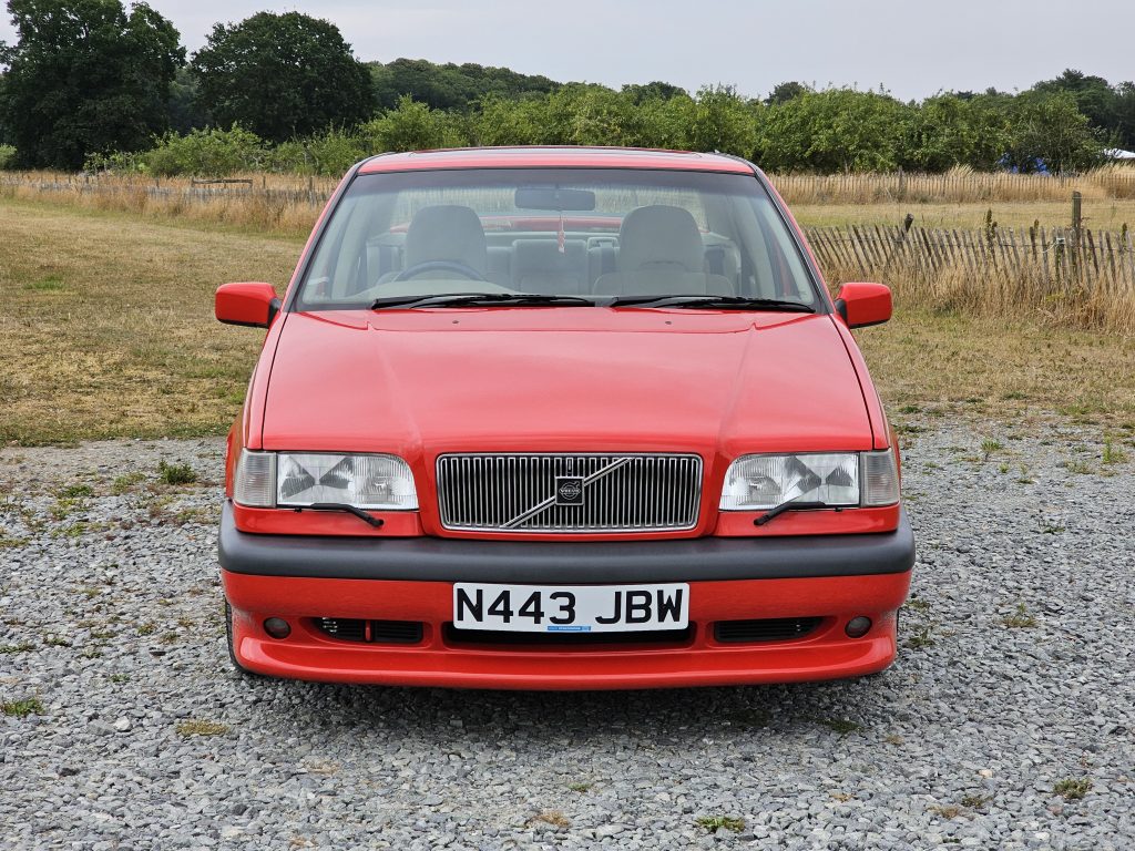 Volvo 850R