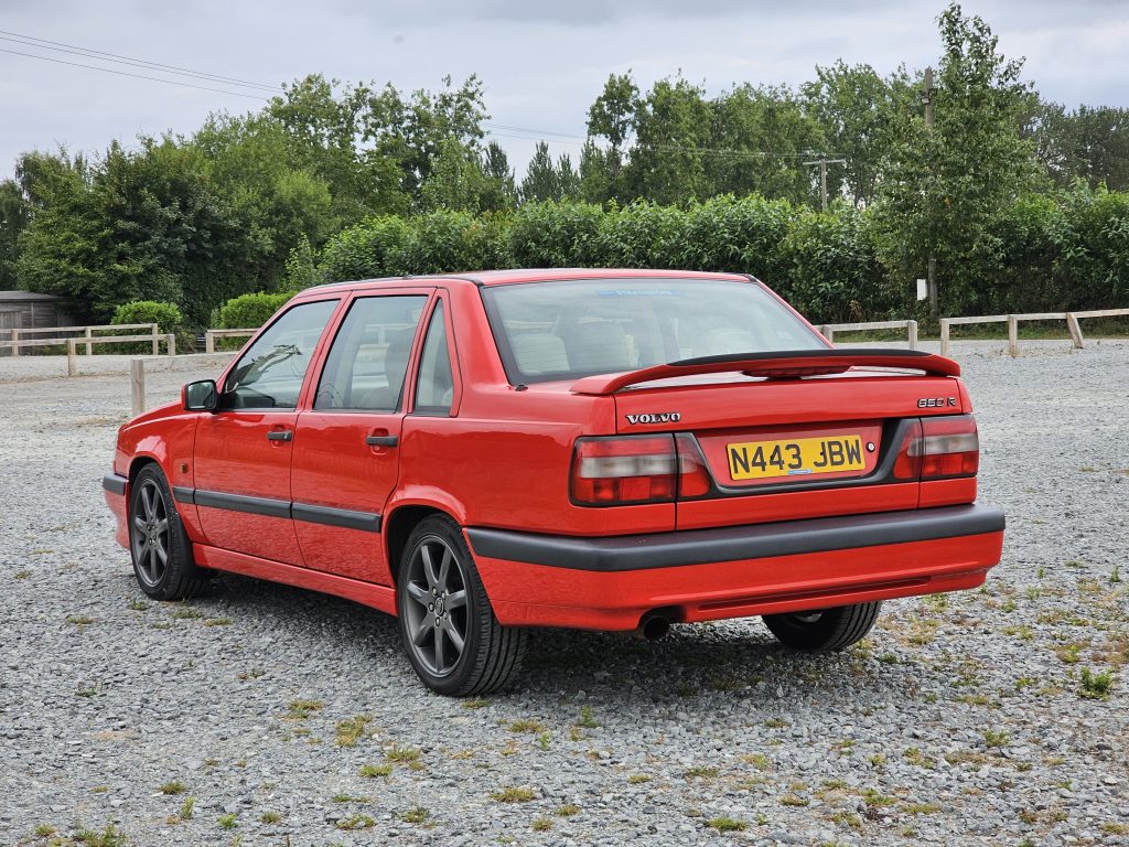 Volvo 850R