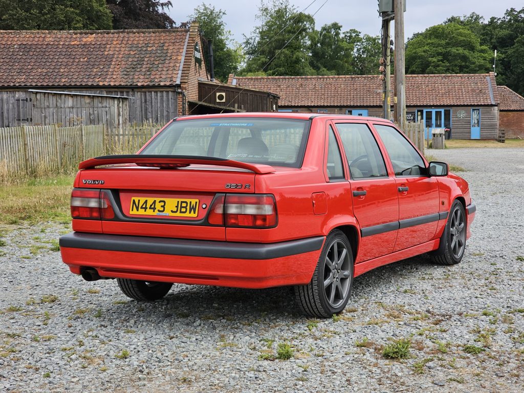 Volvo 850R