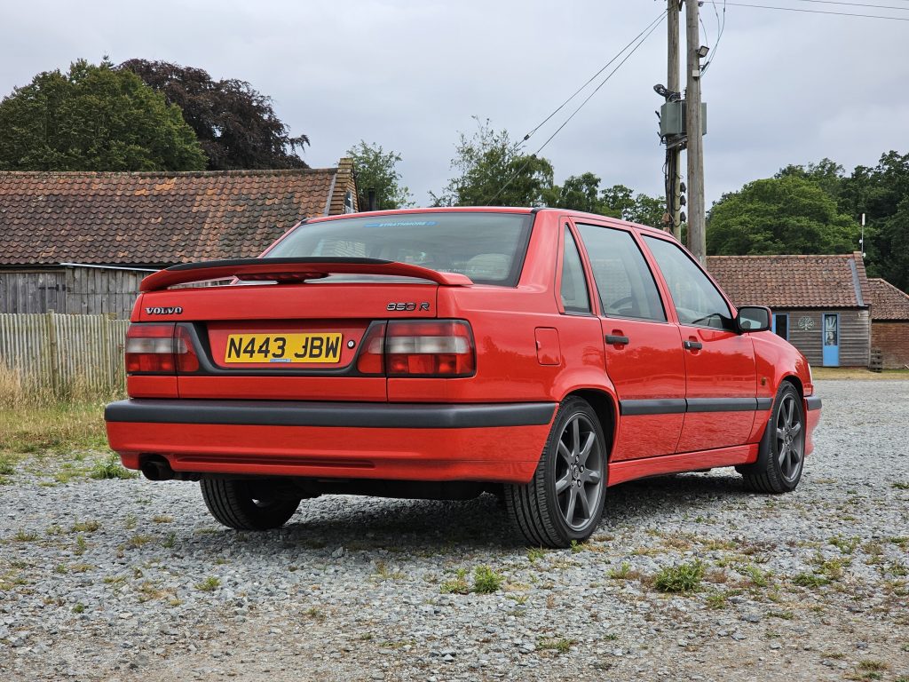 Volvo 850R