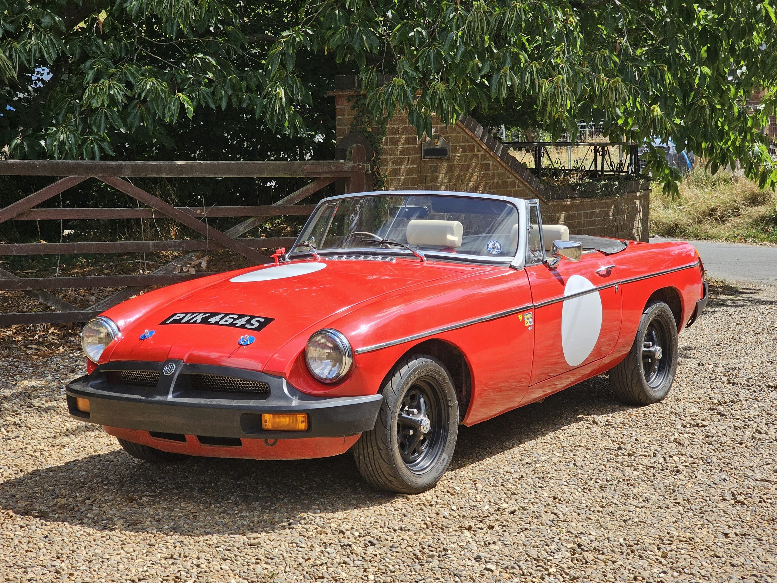 1977 MGB Roadster - Road/Rally Inspired